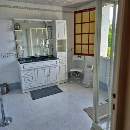L'asylum Feriehus La Rivière-Saint-Sauveur